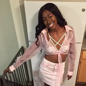 Meet your Posher, Natasha